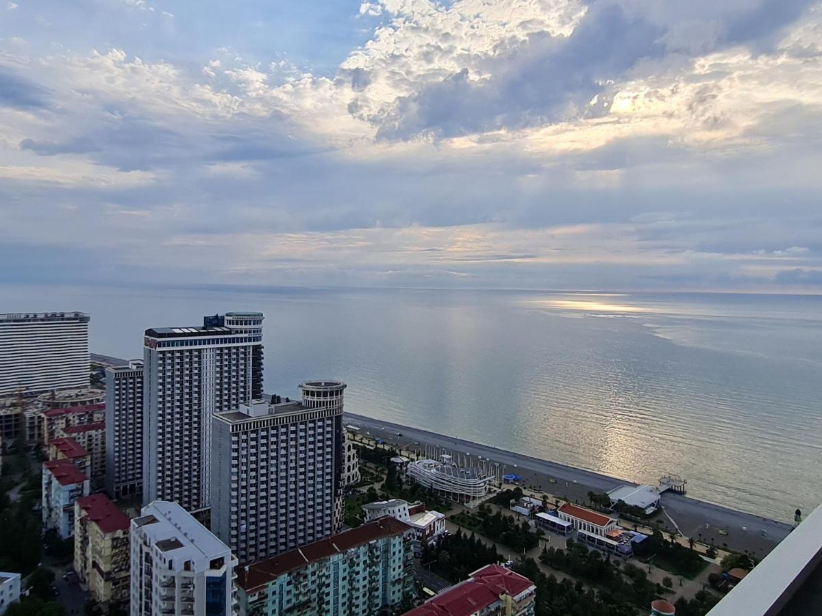 Hotel Orbi City Sea Horizon Batoumi Extérieur photo
