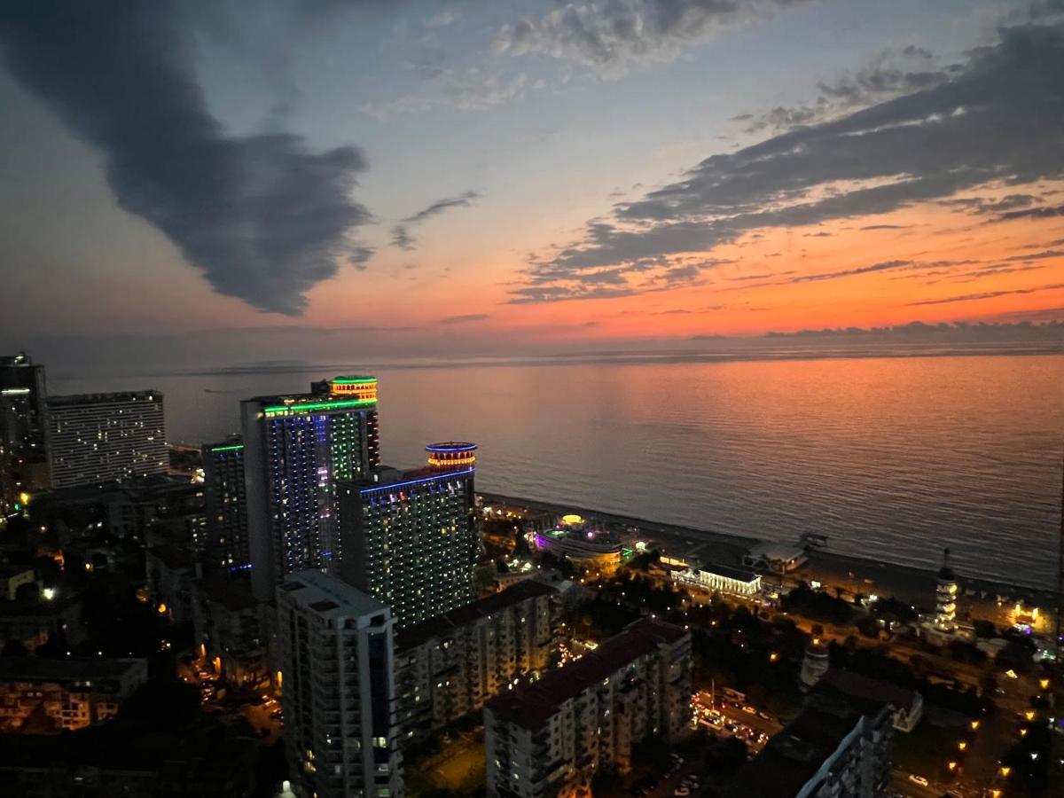 Hotel Orbi City Sea Horizon Batoumi Extérieur photo